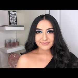 Meet your Posher, Lorraine